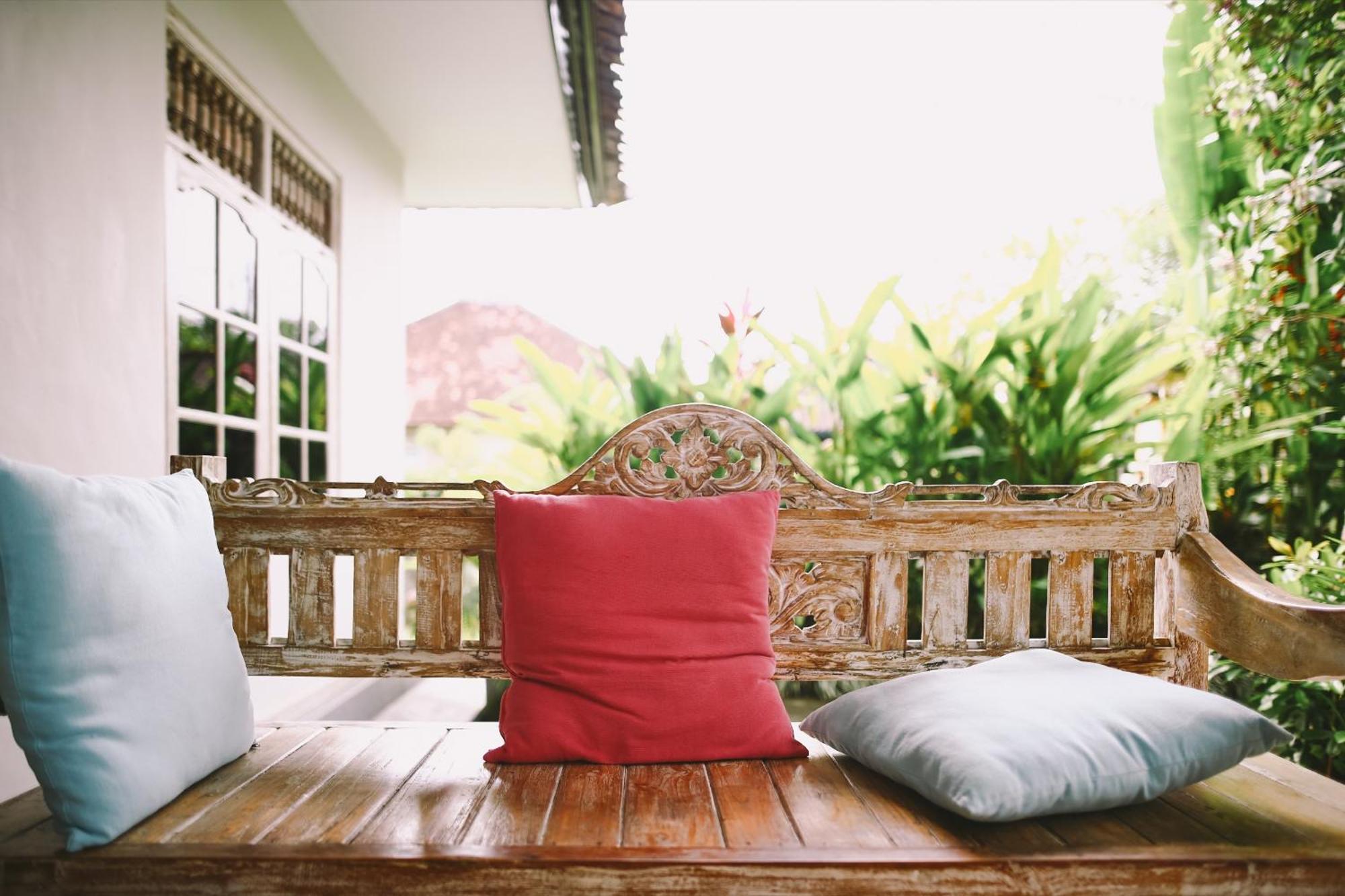 Swan House Canggu Hotel Exterior photo