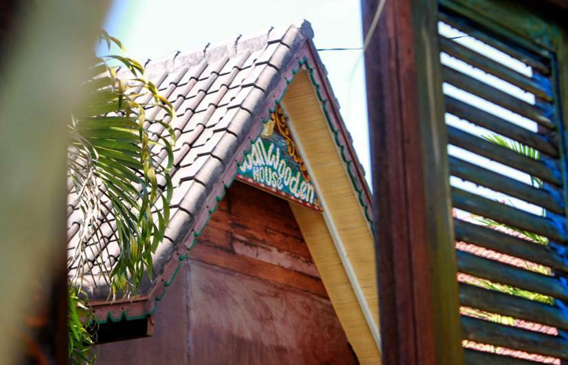 Swan House Canggu Hotel Exterior photo