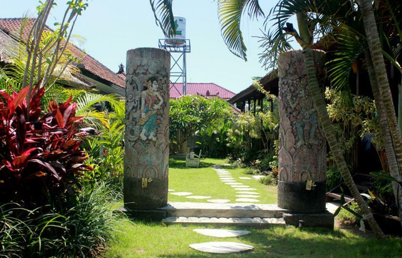 Swan House Canggu Hotel Exterior photo